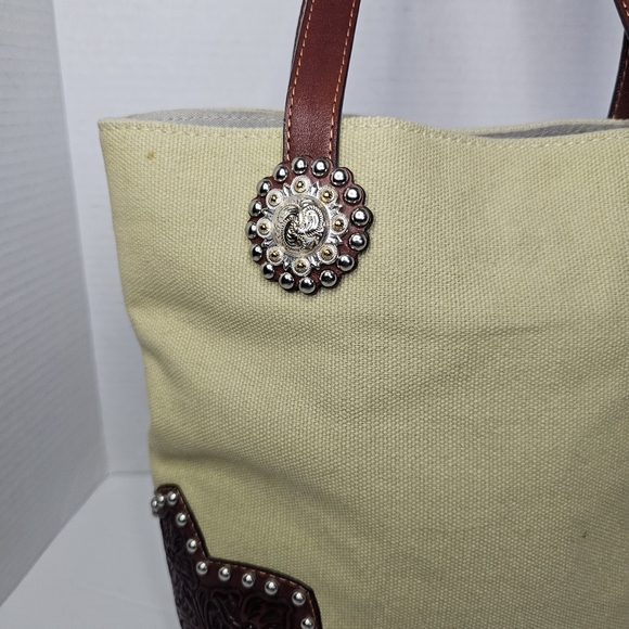 Cream and Brown Western Tote with Leather Accents - Picture 9 of 14